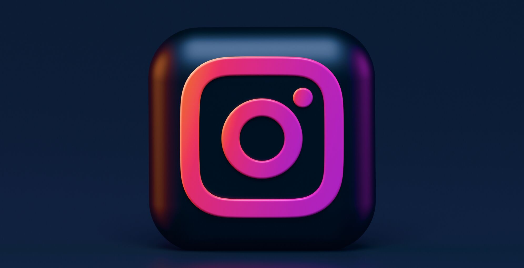 Instagram logotipo cuadrado azul y rojo.